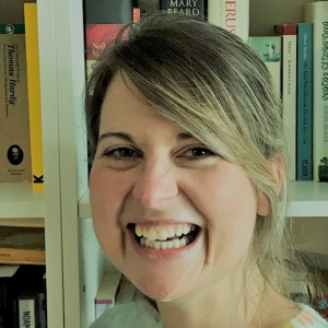 Dr Helen E Machin
