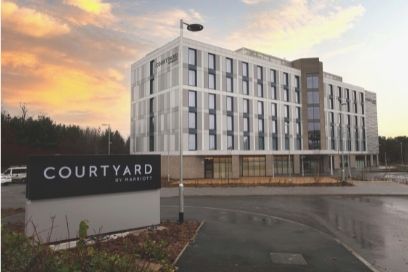 Keele Courtyard Marriott Hotel Outside