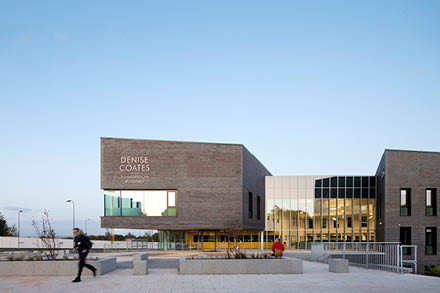 Smart Innovation Hub outside - 440px