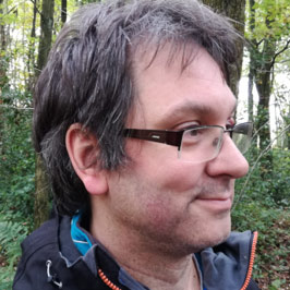 Dr Simon George