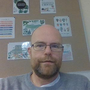 Dr Steven Corden