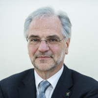 Vice-Chancellor Professor Trevor McMillan